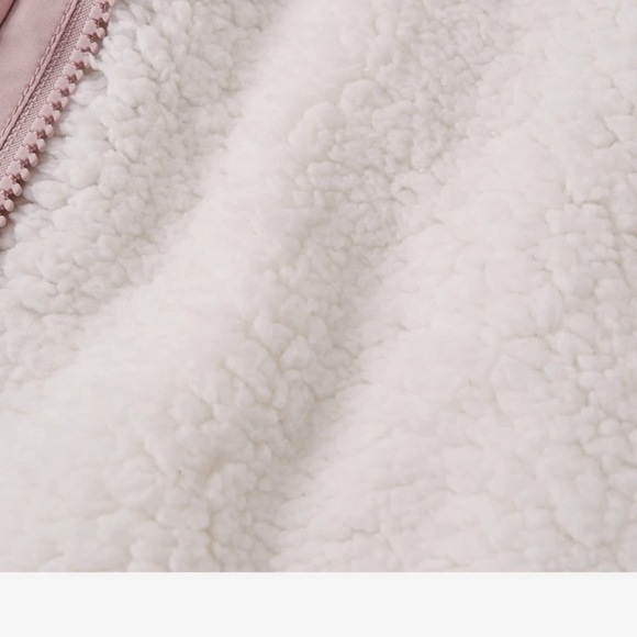 Abercrombie and Fitch girls winter jacket - Picture 2 of 10